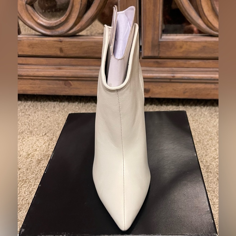 Marc Fisher Ivory Bootie women size 7M